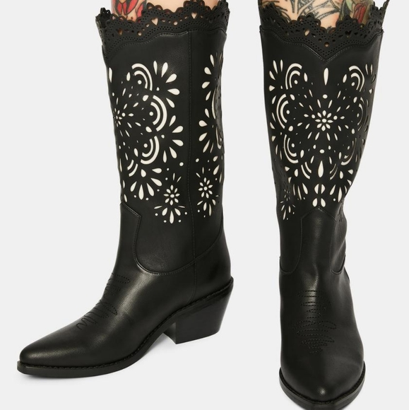 👣WIDOW🐇 Lasercut Cowboy Boots follow the rabbit footwear - Picture 5 of 16
